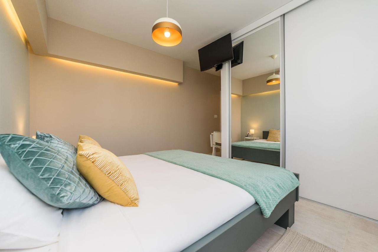 Apartman & Room Zara - Free Parking Стая снимка